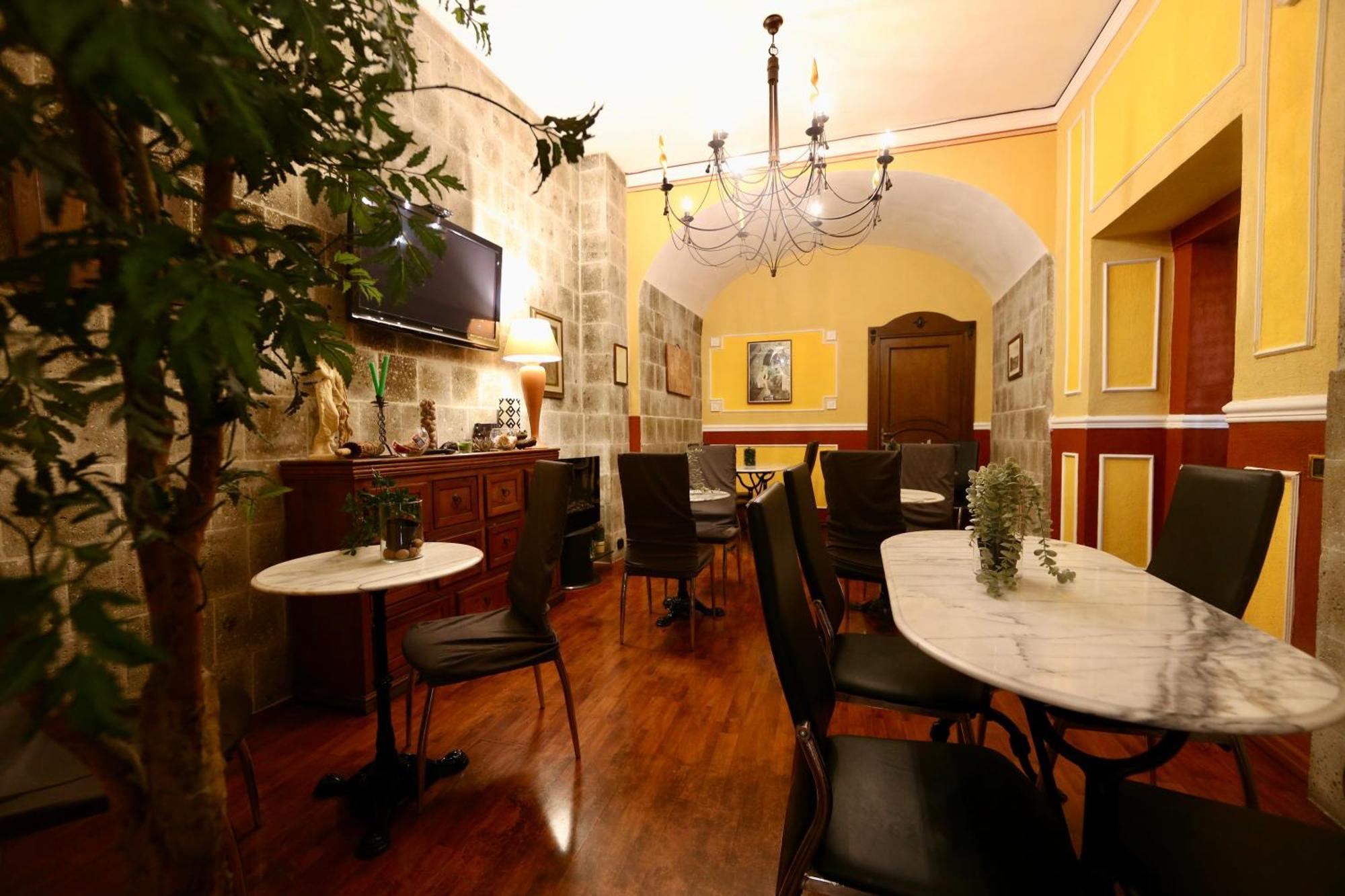 Hotel Amadeus Caserta Kültér fotó